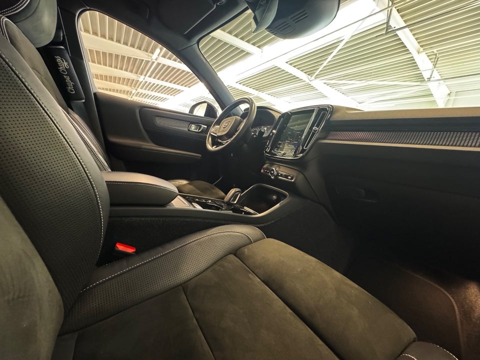 Volvo XC40 2,0 D4 190 R-Design aut. AWD 5d