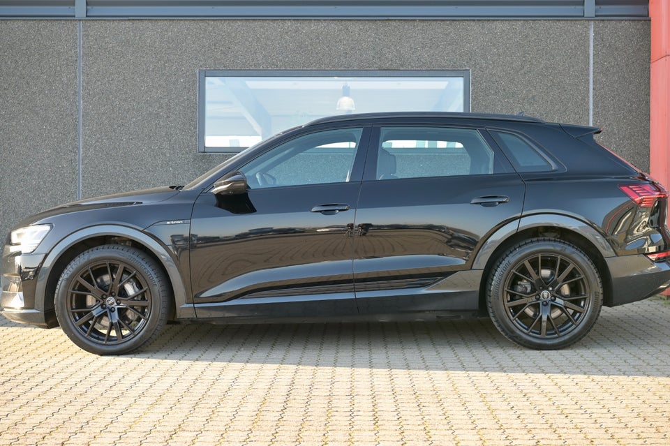 Audi e-tron 55 Advanced quattro 5d