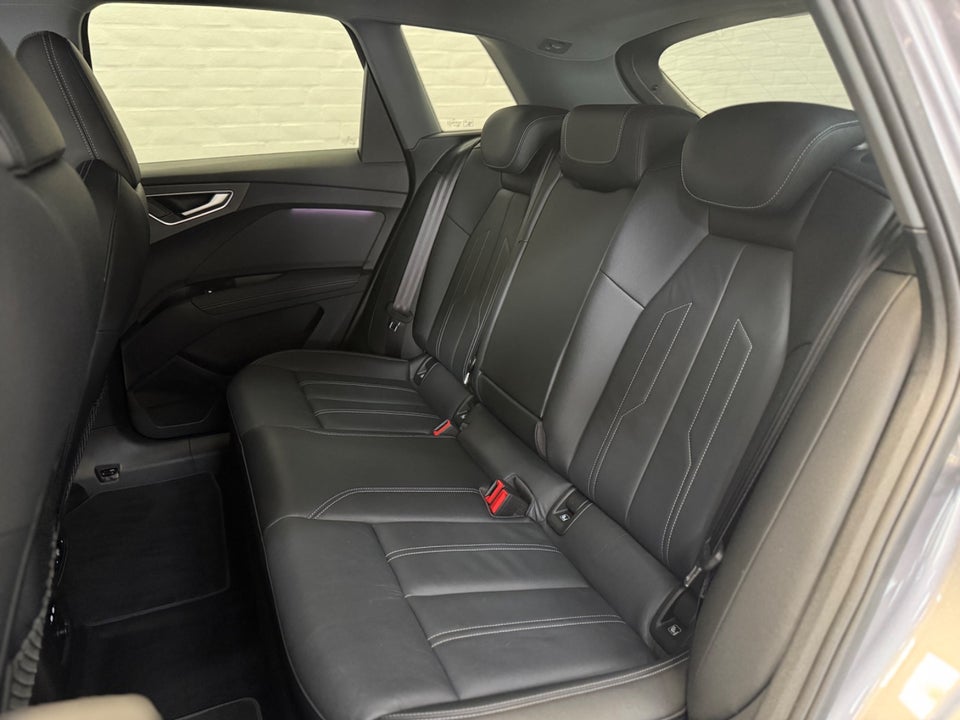 Audi Q4 e-tron 45 S-line quattro 5d