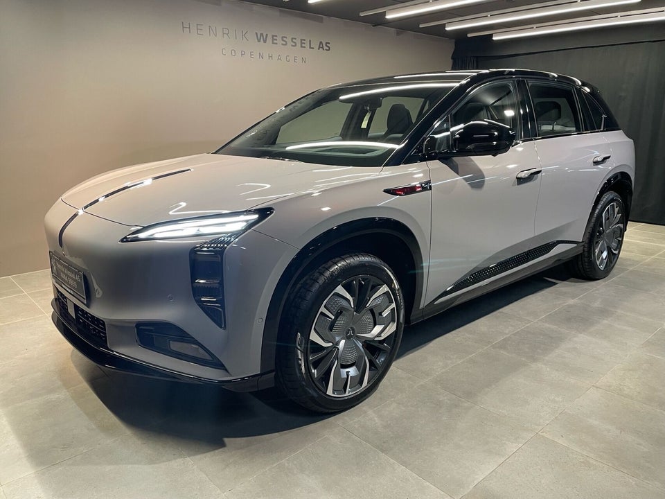 Hongqi EHS7 111 Exclusive 5d