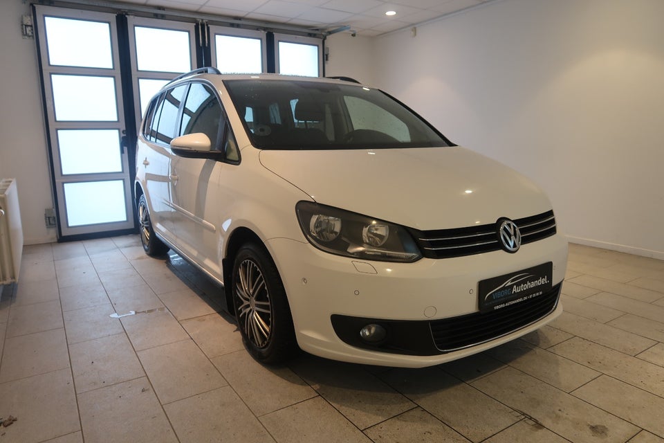 VW Touran 1,6 TDi 105 Comfortline DSG BMT 7prs 5d