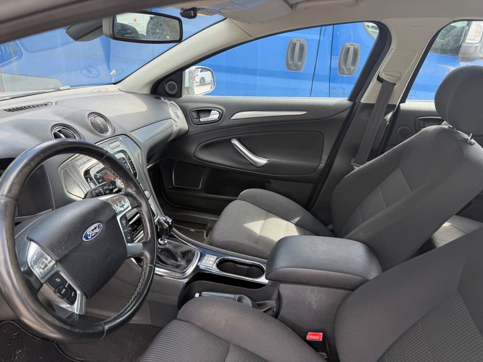 Ford Mondeo 2,0 TDCi 140 Titanium 4d