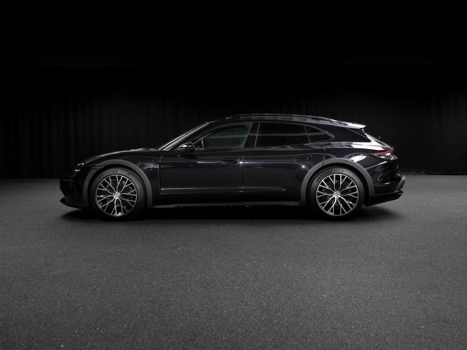 Porsche Taycan 4 Performance+ Cross Turismo 5d