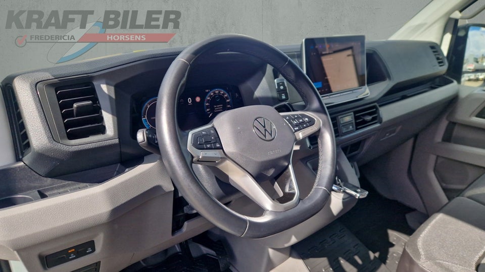 VW Crafter 35 2,0 TDi 140 Kassevogn L4H3 aut.