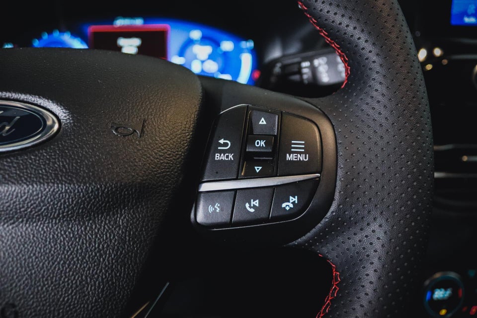 Ford Kuga 2,5 PHEV ST-Line X CVT 5d