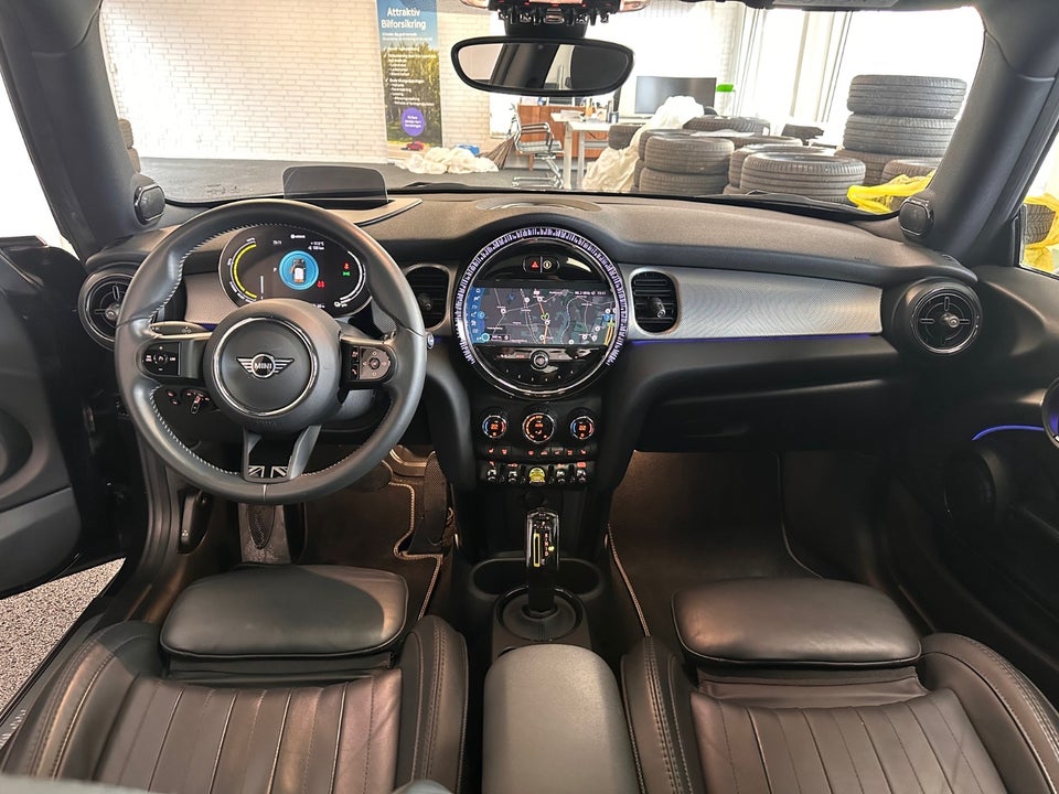 MINI Cooper SE Maximise 3d