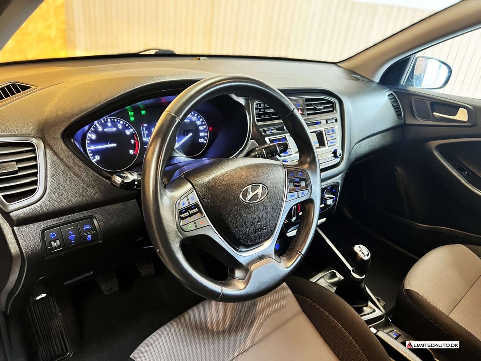 Hyundai i20 1,25 Spring 5d