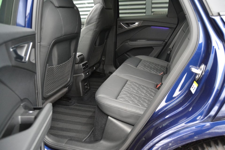 Audi Q4 e-tron 50 S-line quattro 5d