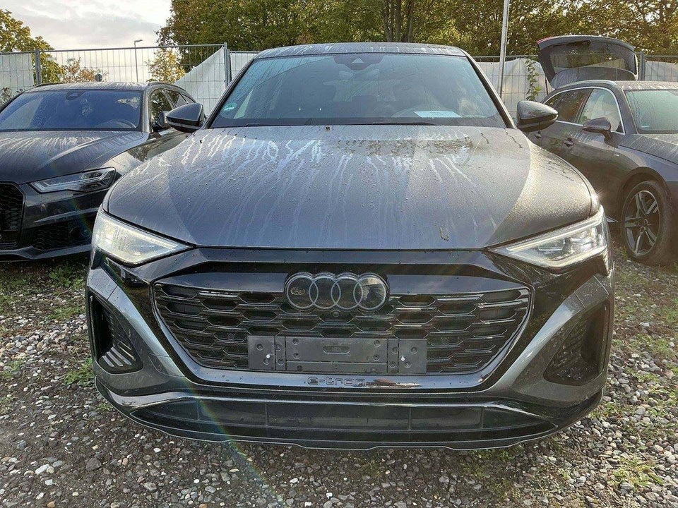 Audi Q8 e-tron 50 S-line quattro 5d