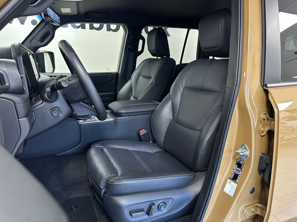 Toyota Land Cruiser 2,8 D-4D First Edition aut. 5d