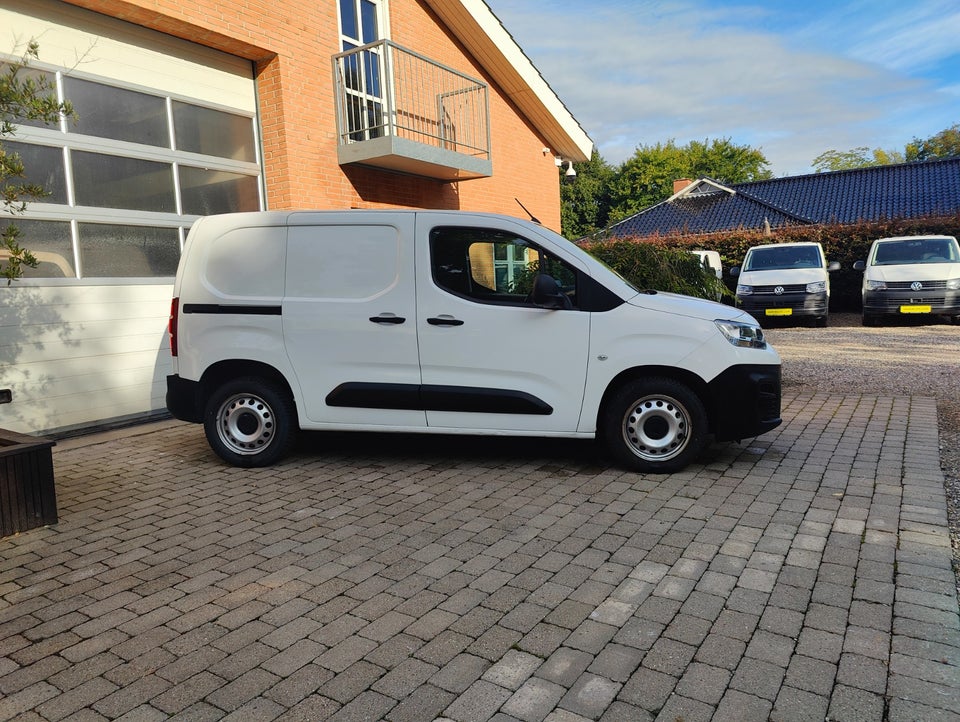 Citroën Berlingo 1,5 BlueHDi 100 L1 ProffLine Van