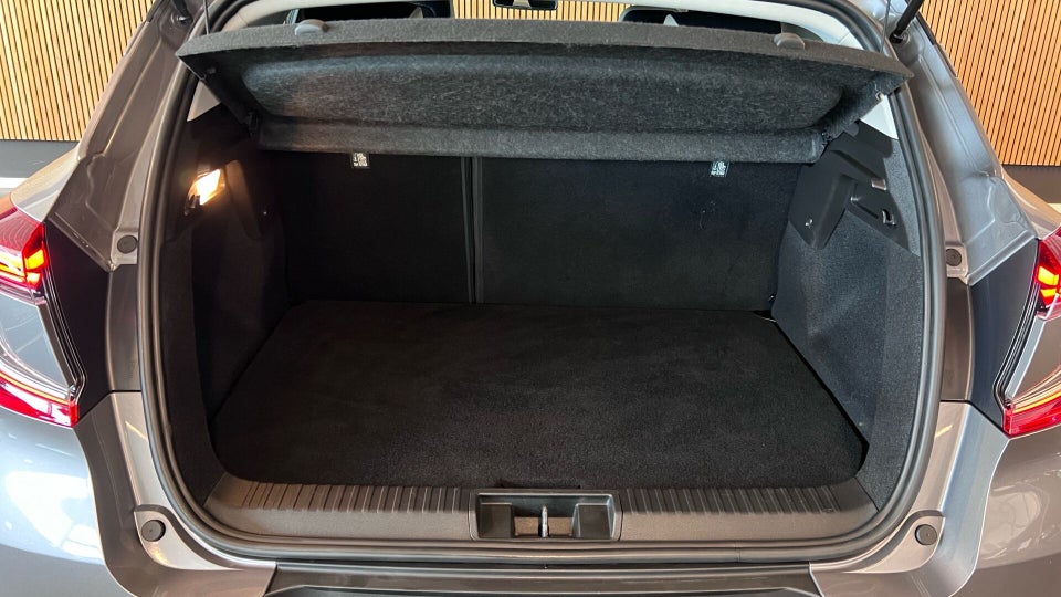 Renault Captur 1,6 E-Tech Intens 5d