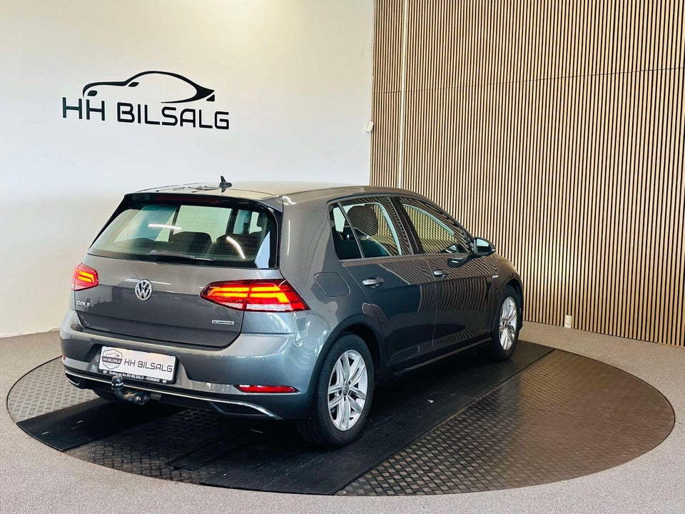 VW Golf VII 1,5 TSi 130 Comfortline DSG 5d