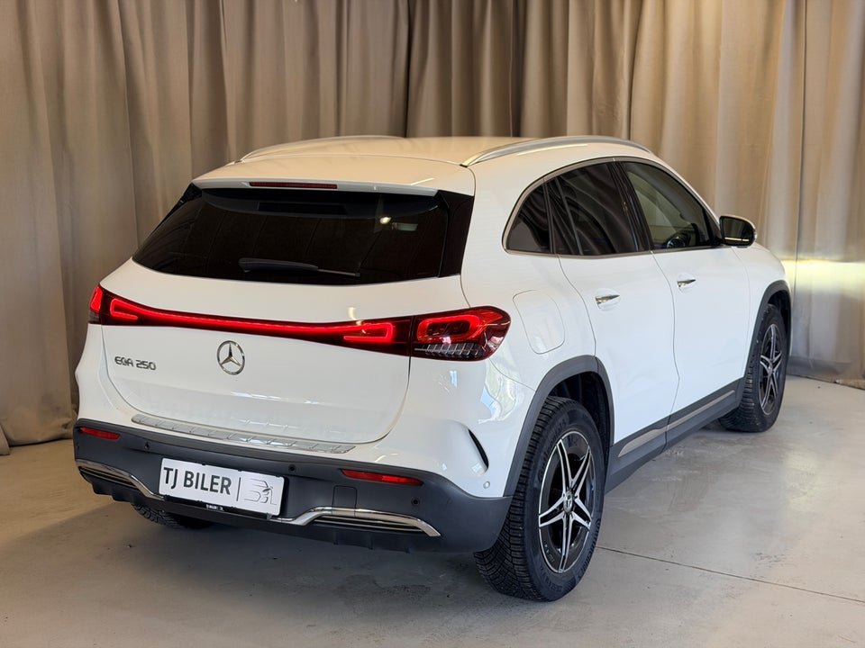 Mercedes EQA250 AMG Line 5d
