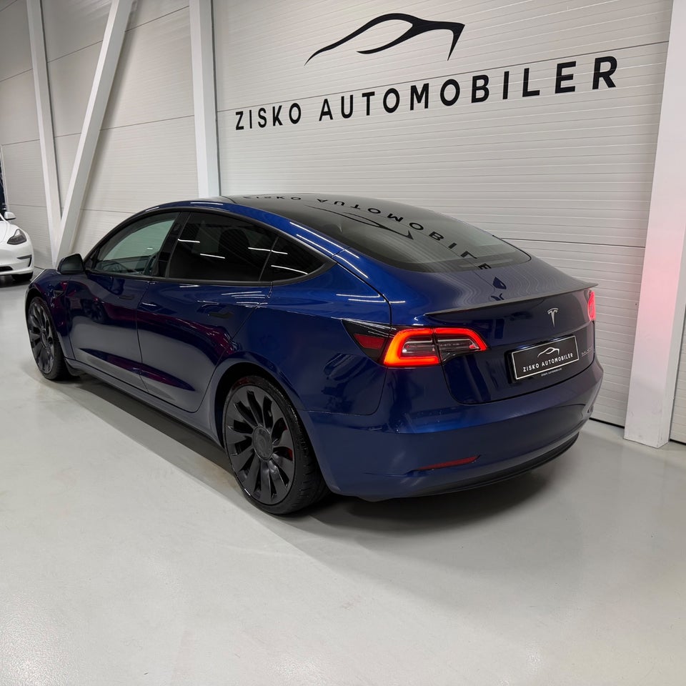 Tesla Model 3 Performance AWD 4d