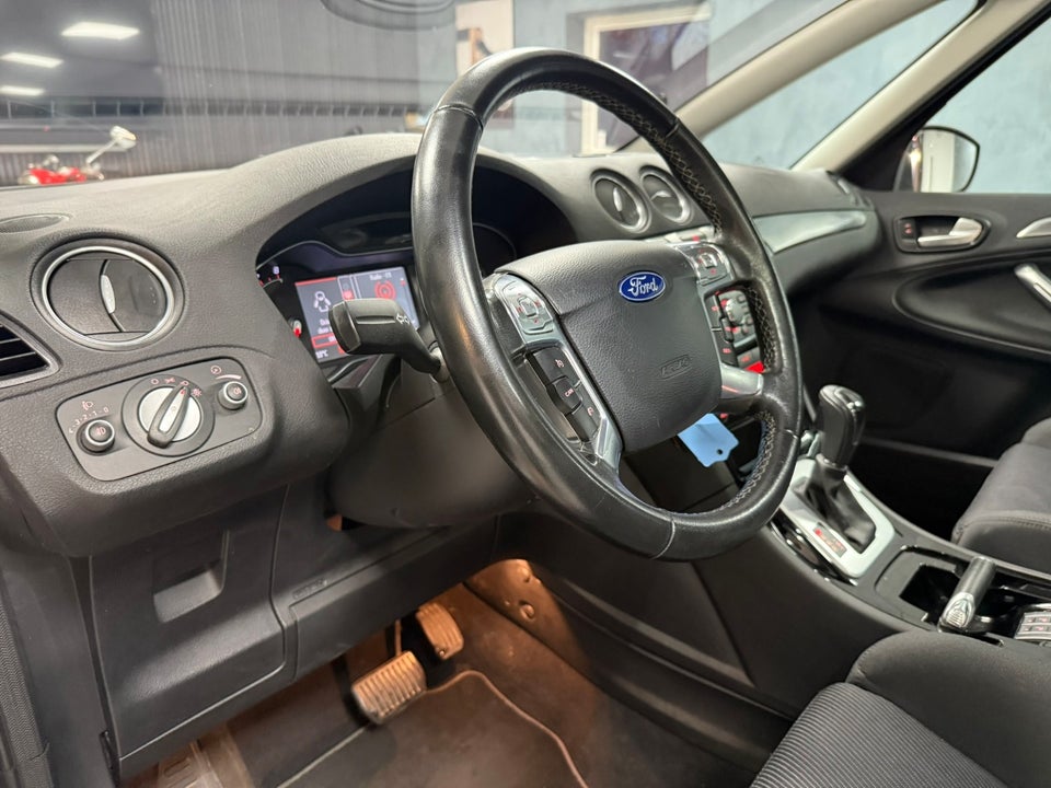 Ford S-MAX 2,0 SCTi 203 Titanium aut. 7prs 5d