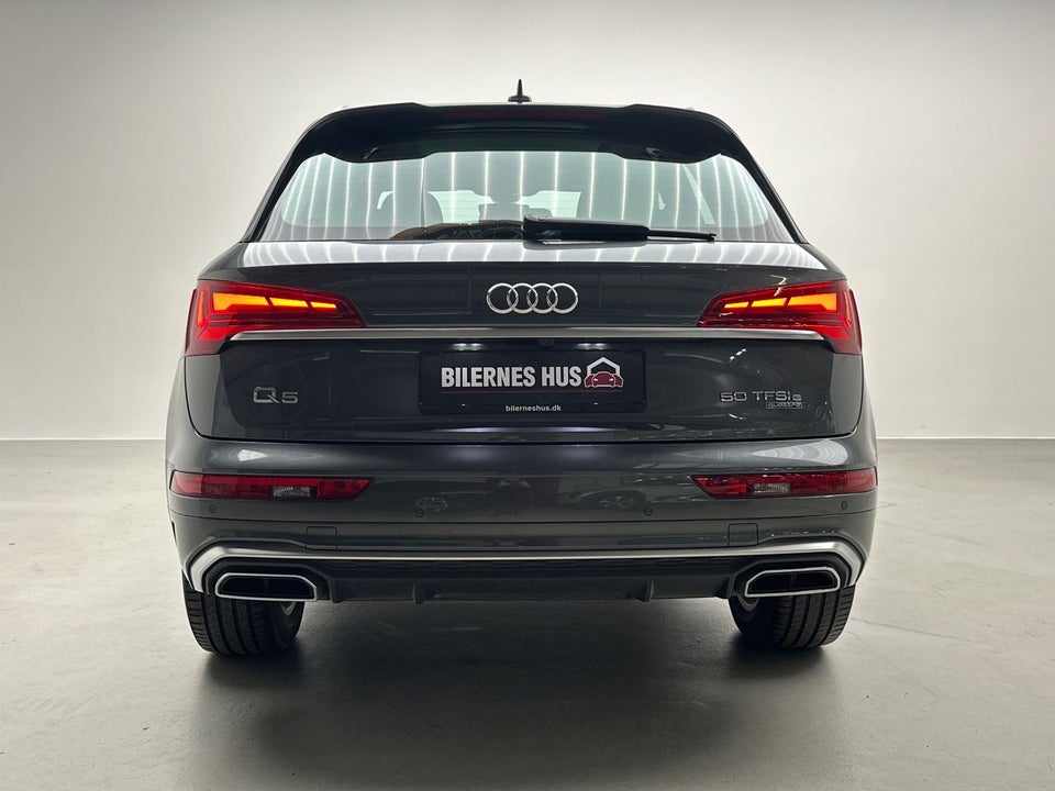 Audi Q5 50 TFSi e S-line quattro S-tr. 5d