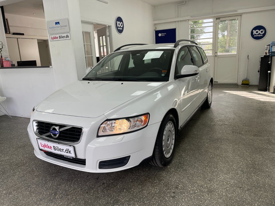 Volvo V50 1,6 D2 115 Momentum DRIVe 5d