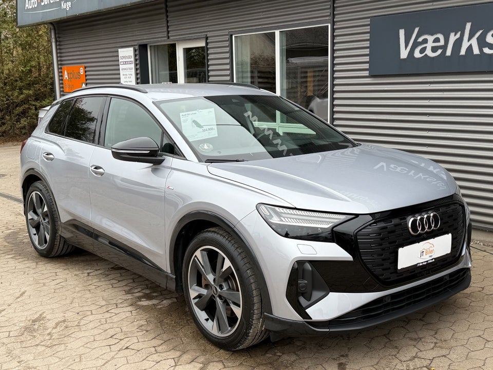 Audi Q4 e-tron 40 S-line 5d