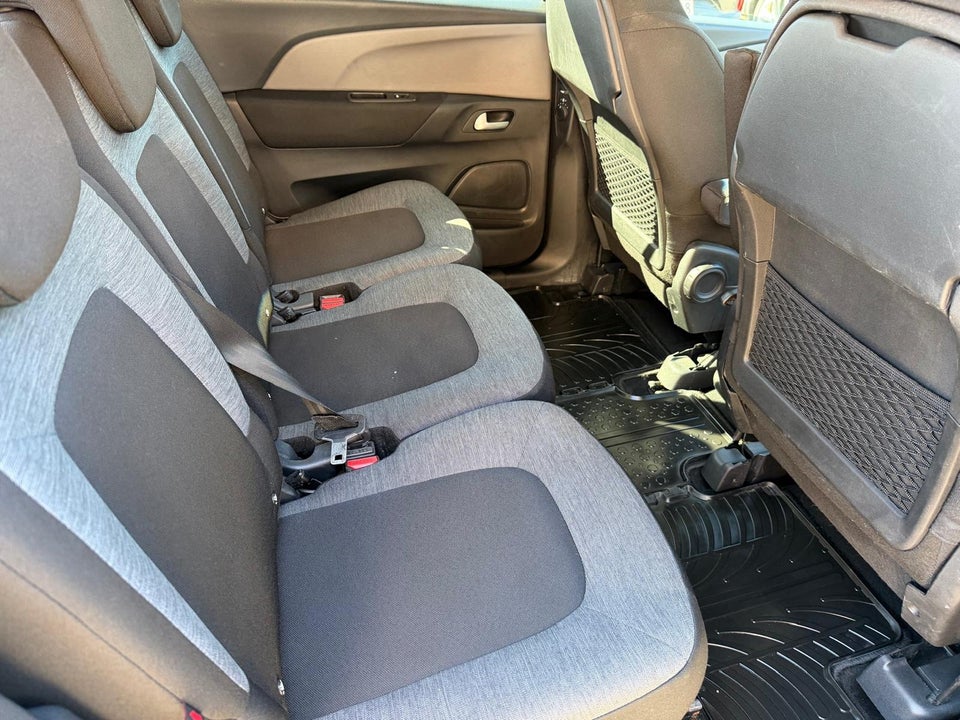 Citroën Grand C4 Picasso 1,2 PureTech 130 Iconic 7prs 5d