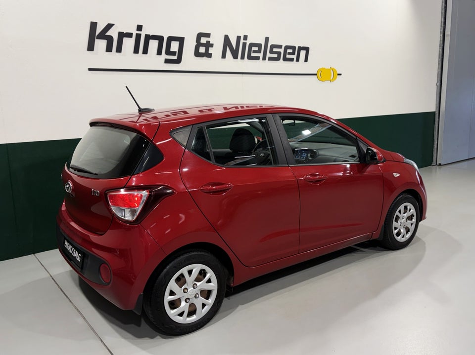 Hyundai i10 1,0 Advanced 5d