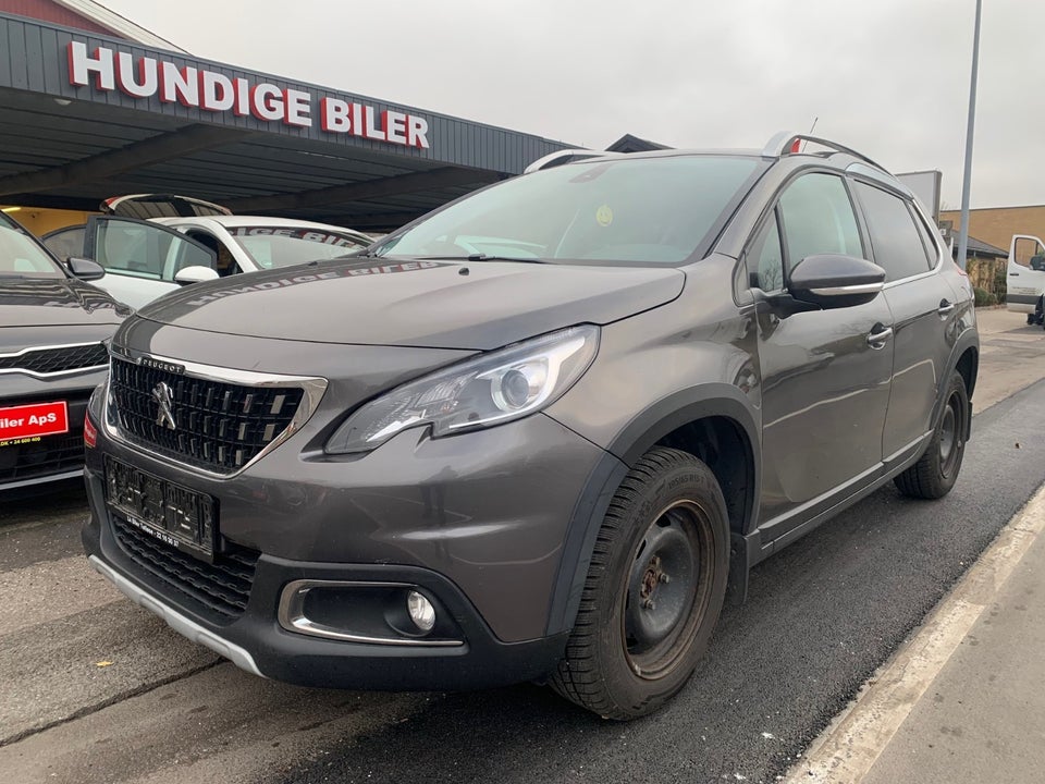 Peugeot 2008 1,2 e-THP 110 Allure Sky EAT6 5d