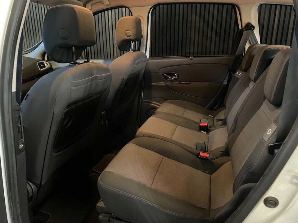 Renault Grand Scenic III 1,6 dCi 130 Dynamique 7prs 5d