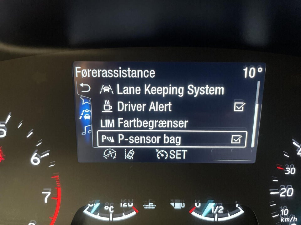 Ford Fiesta 1,0 EcoBoost mHEV Titanium 5d