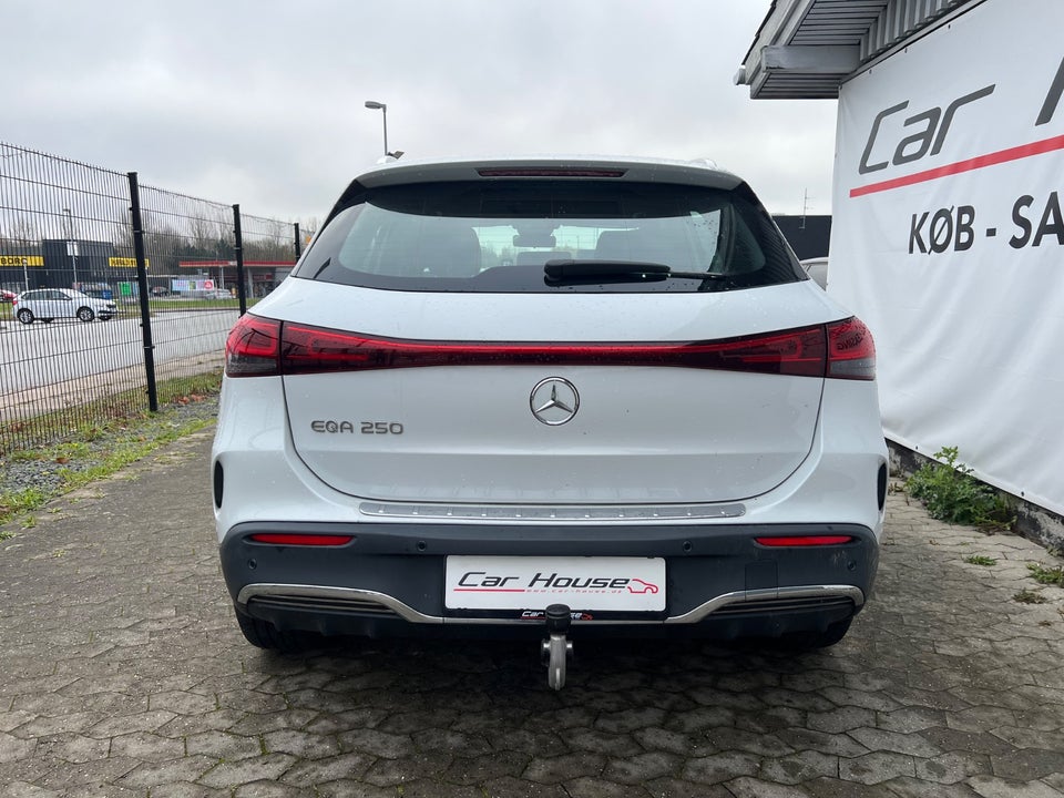 Mercedes EQA250 AMG Line 5d