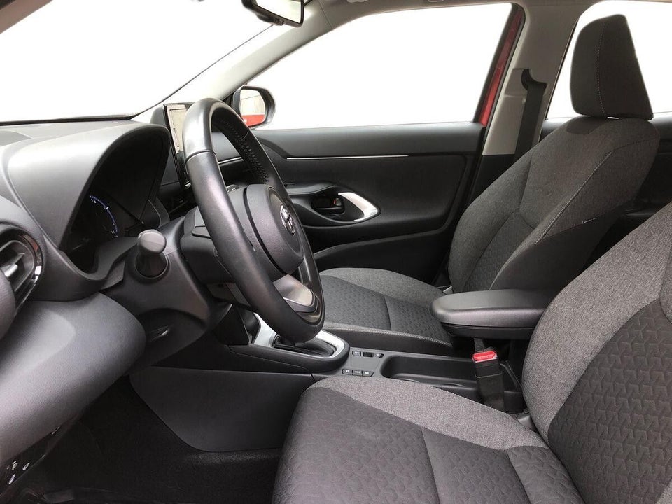 Toyota Yaris Cross 1,5 Hybrid Active Tech+ e-CVT 5d