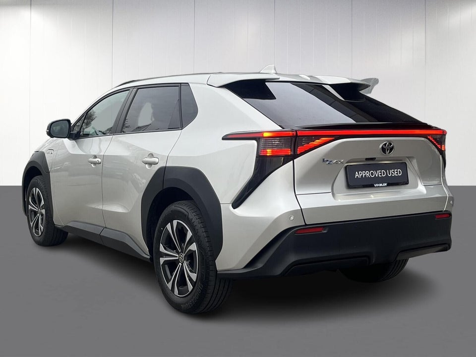 Toyota bZ4X Active 5d