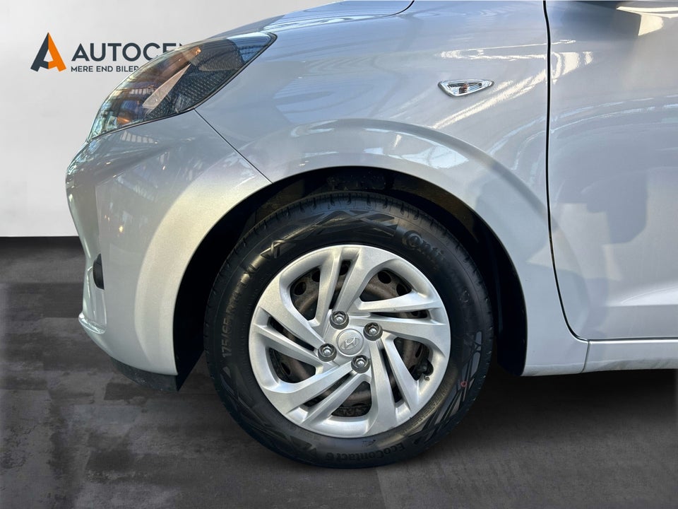 Hyundai i10 1,0 MPi Essential AMT 5d