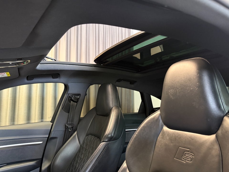 Audi e-tron 50 S-line Prestige Sportback quattro 5d
