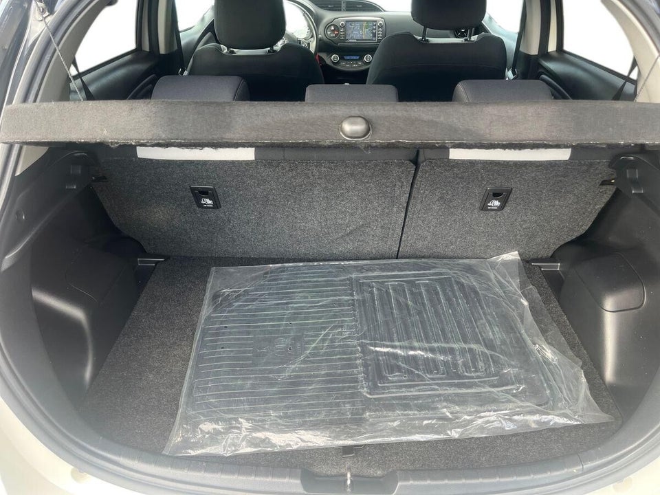 Toyota Yaris 1,0 VVT-i T3 Design 5d