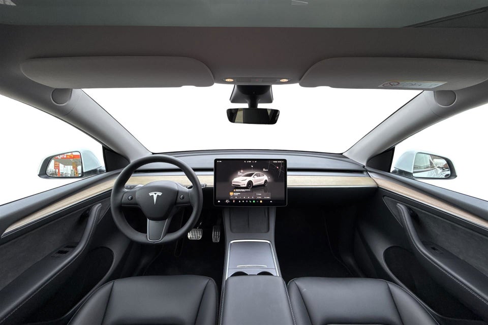 Tesla Model Y RWD 5d