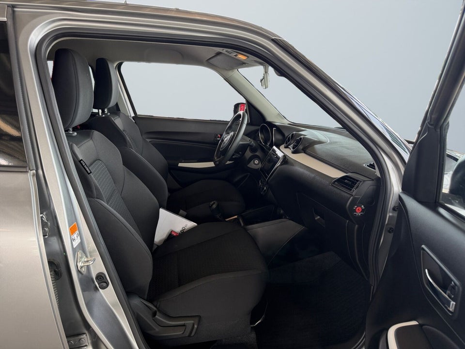 Suzuki Swift 1,2 mHybrid Action 5d
