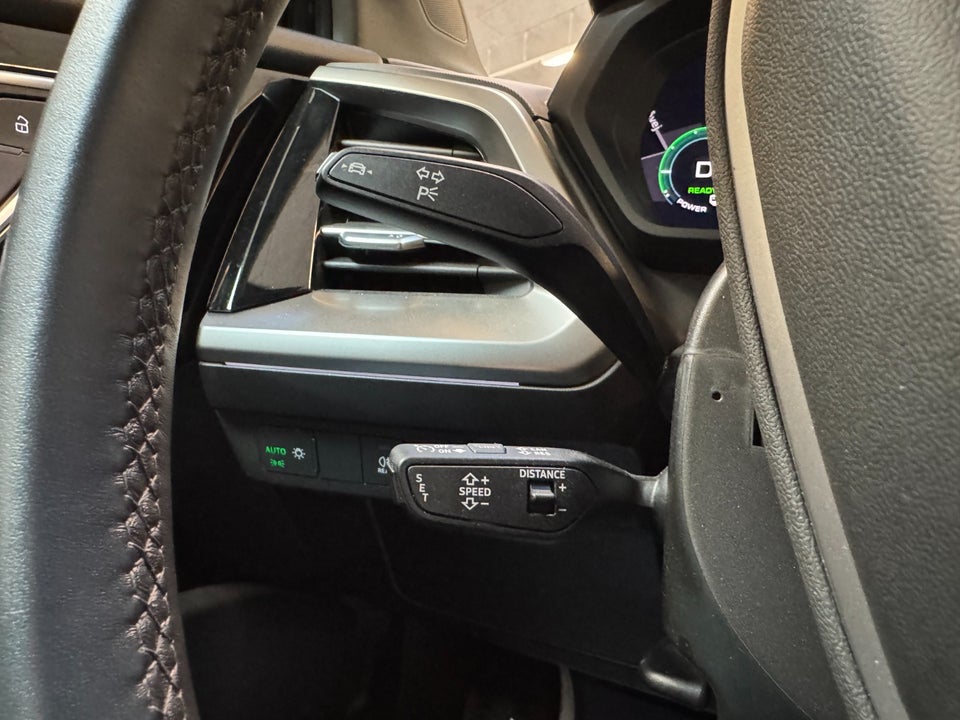 Audi Q4 e-tron 50 S-line quattro 5d