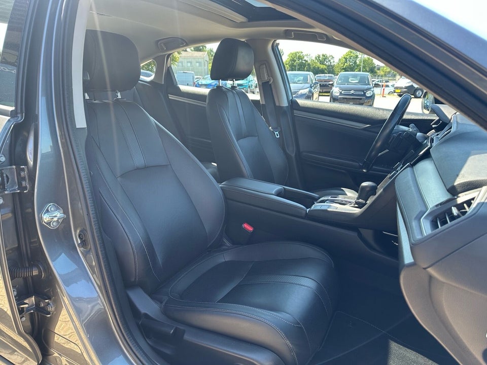 Honda Civic 1,5 VTEC Turbo Executive CVT 5d