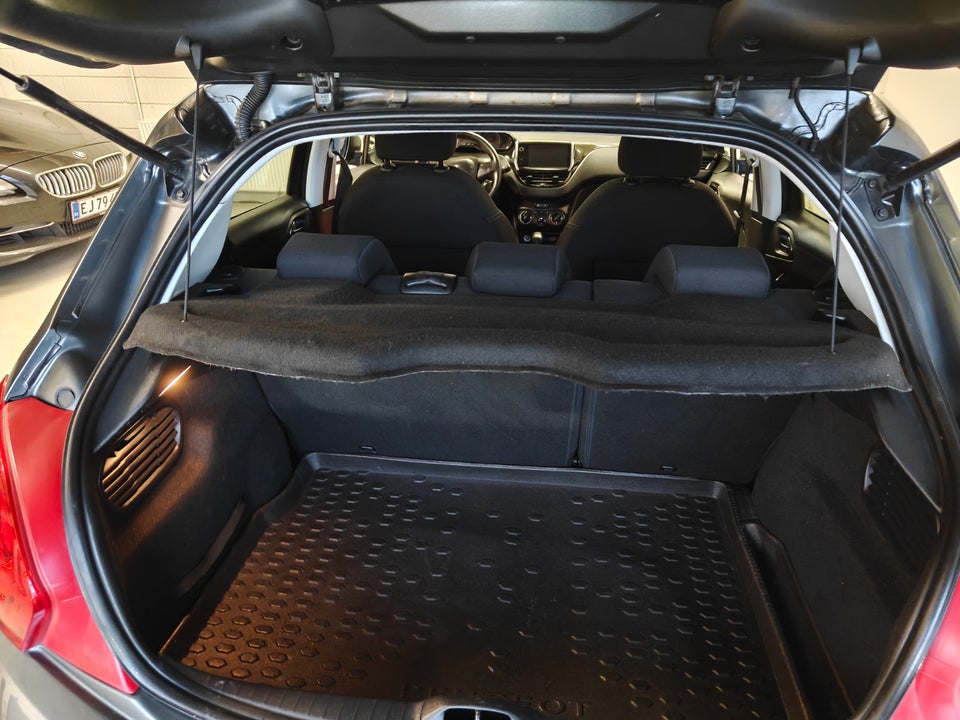 Peugeot 208 1,2 VTi Active 5d