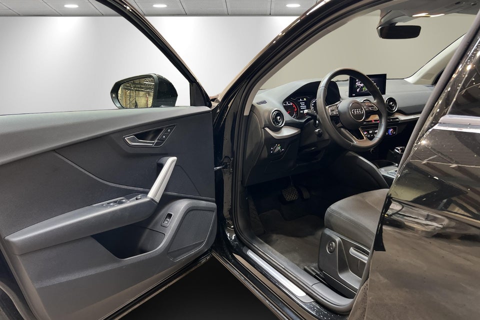 Audi Q2 35 TFSi Prestige S-tr. 5d