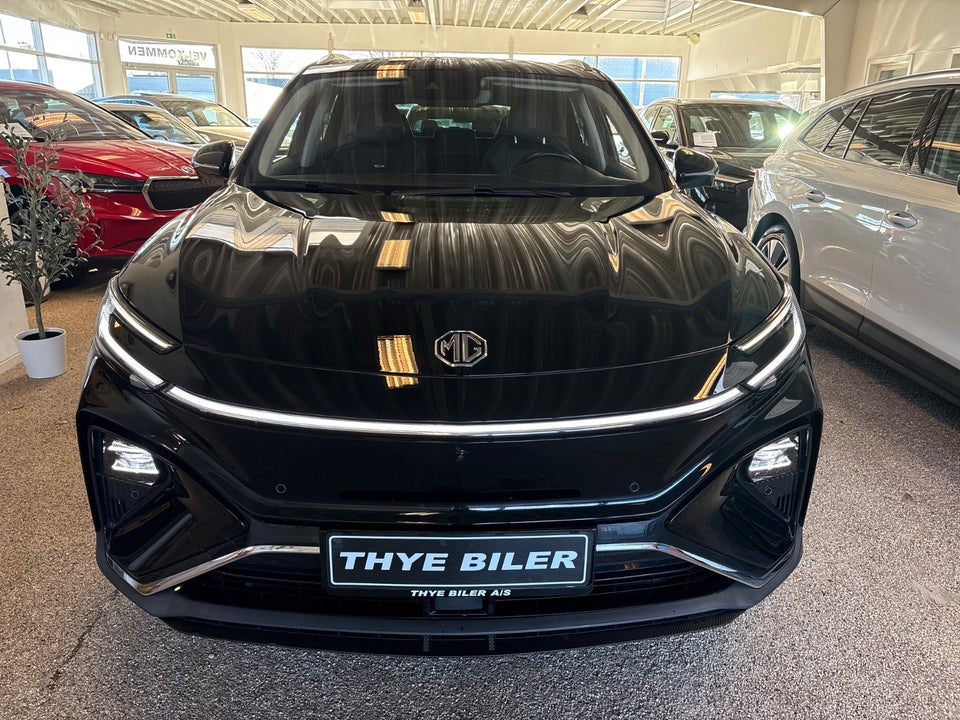 MG Marvel R Luxury 5d