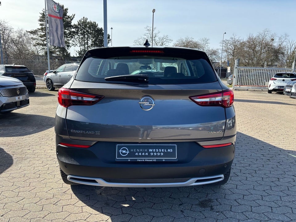 Opel Grandland X 1,2 T 130 Innovation aut. 5d