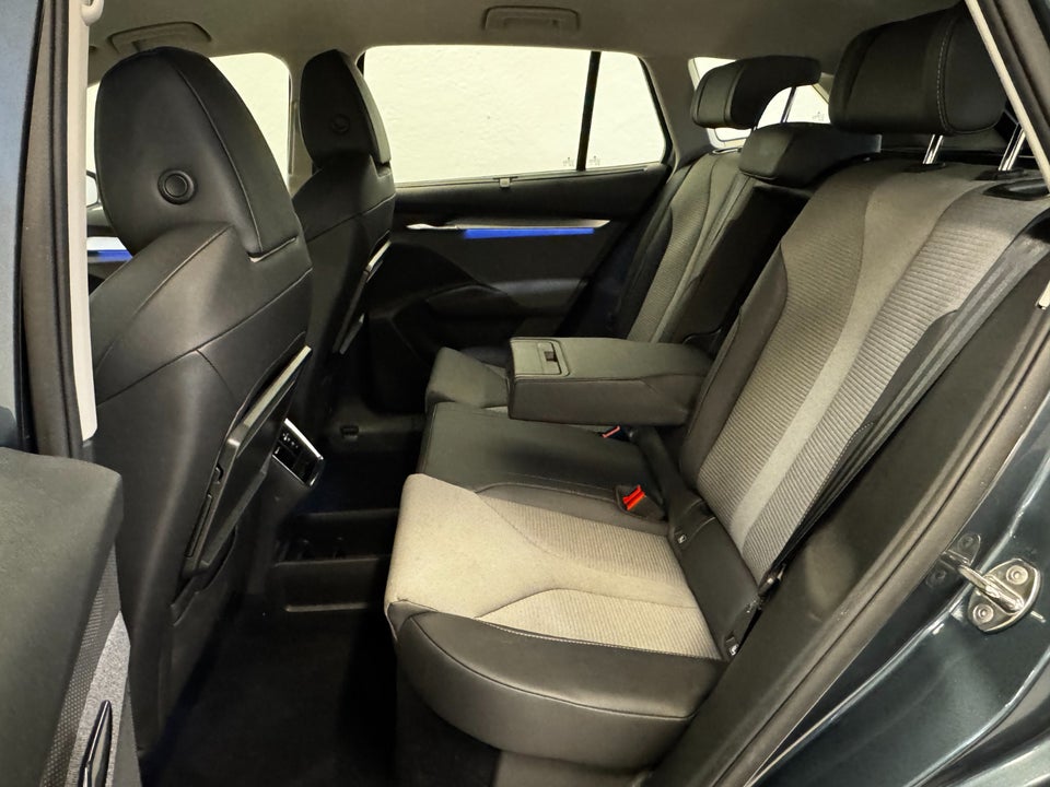 Skoda Enyaq 50 iV 5d