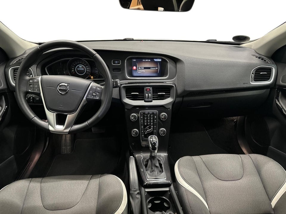Volvo V40 2,0 D3 150 Dynamic Edition aut. 5d