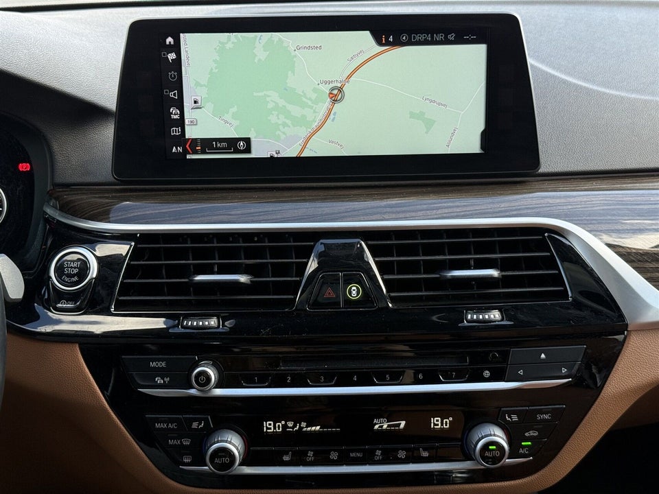 BMW 530d 3,0 Touring M-Sport xDrive aut. 5d