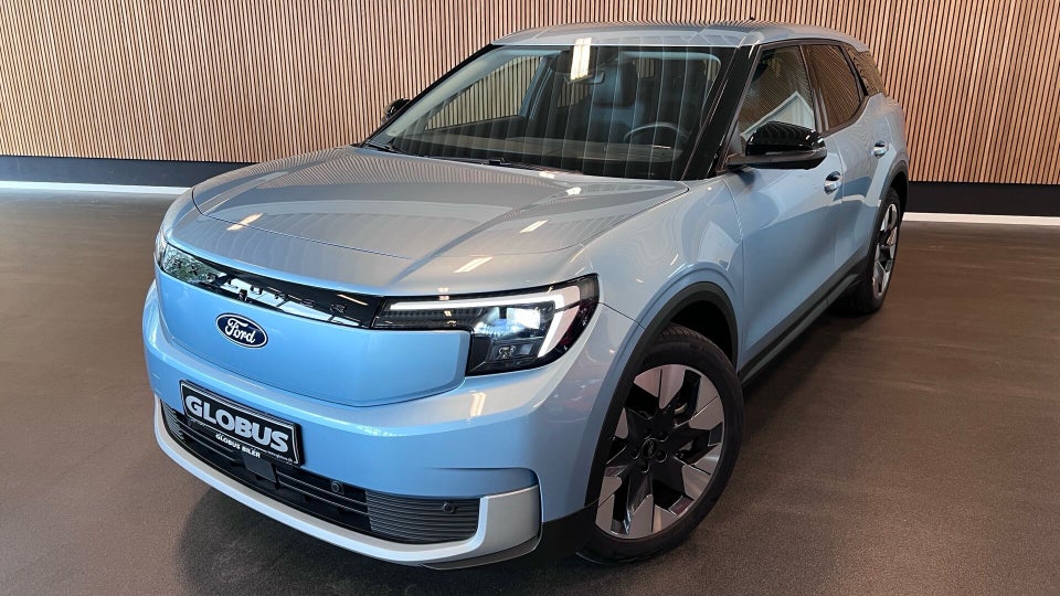 Ford Explorer 77 Premium Extended Range 5d