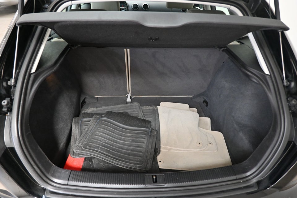 Audi A3 1,6 TDi Ambiente Sportback S-tr. 5d