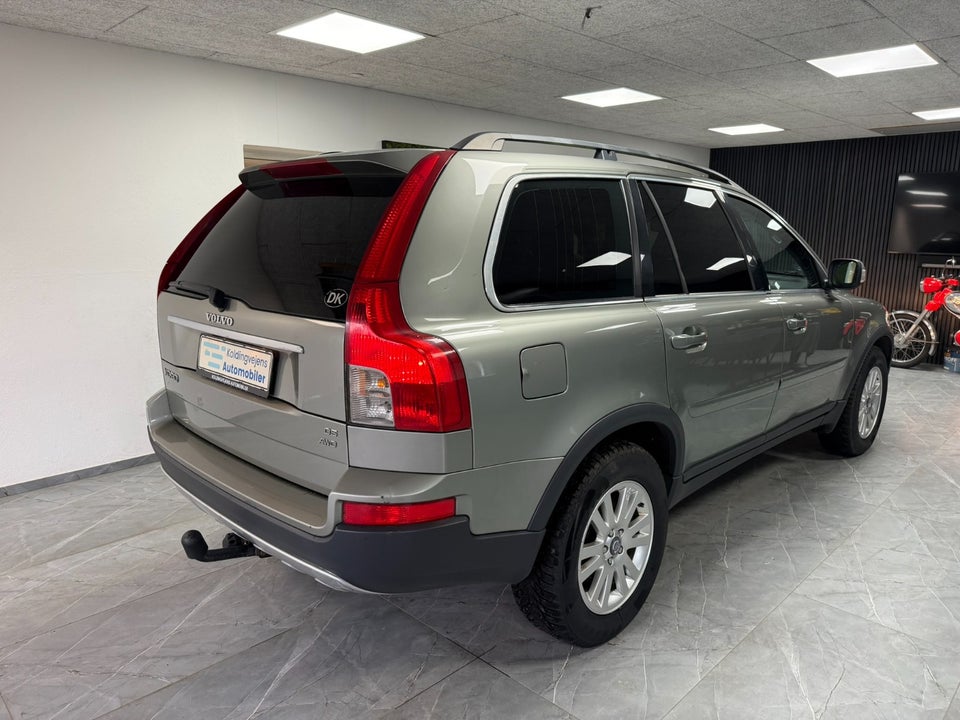 Volvo XC90 2,4 D5 185 Summum aut. AWD Van 5d