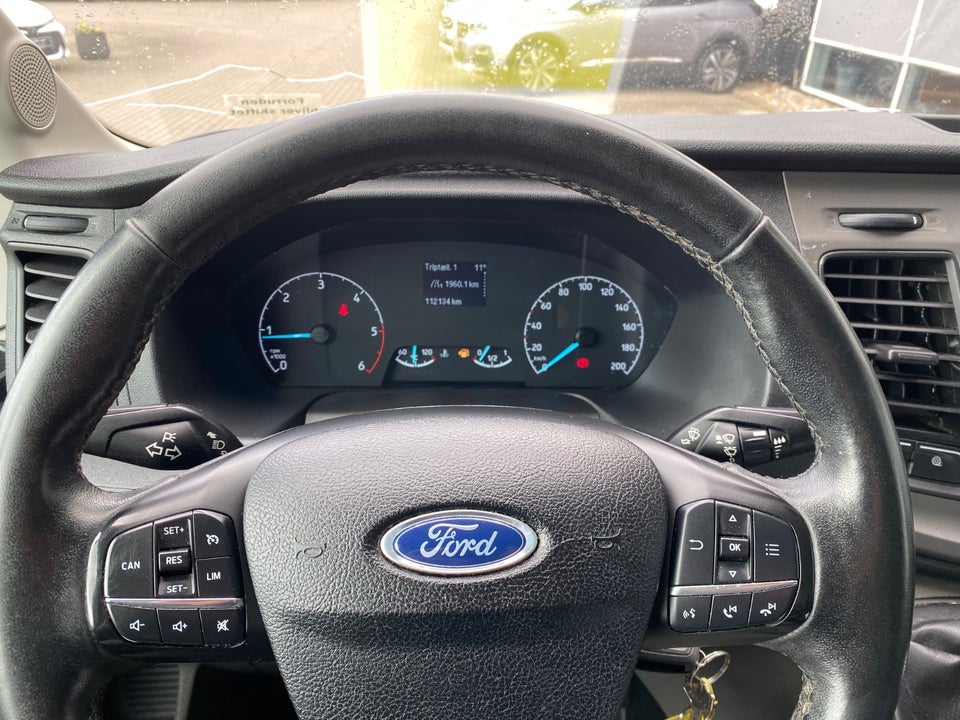 Ford Transit 350 L3 Chassis 2,0 EcoBlue Trail FWD