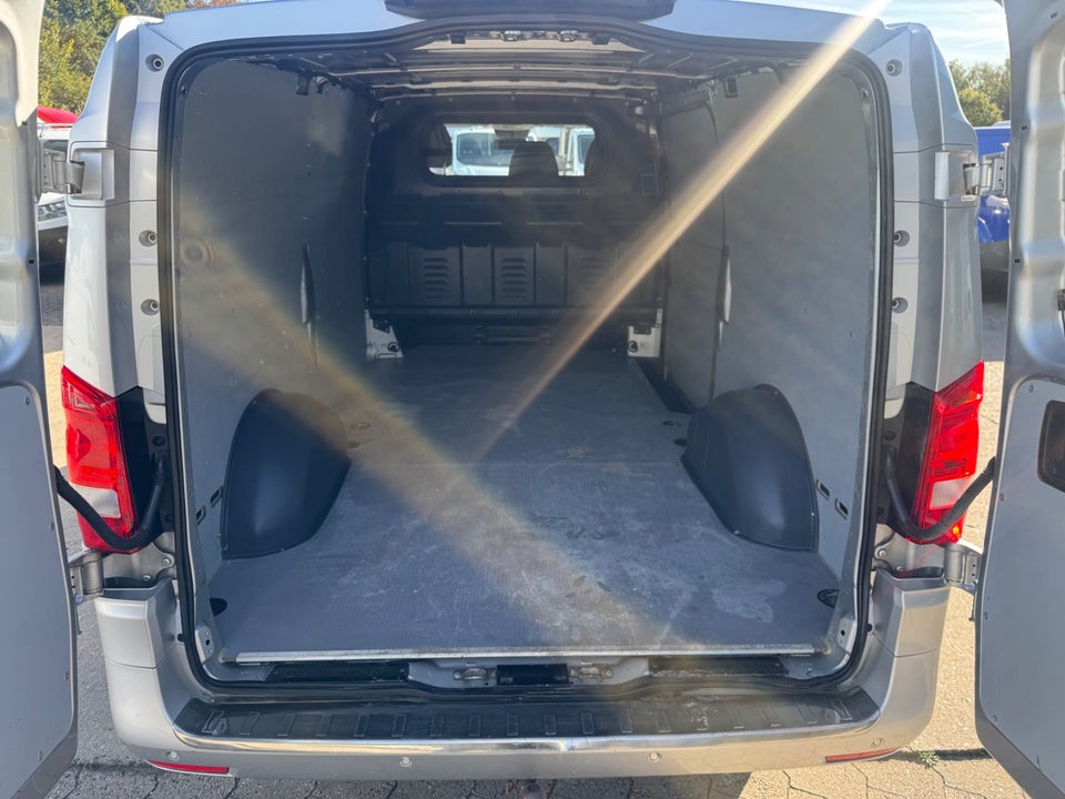 Mercedes Vito 114 2,2 CDi Complete aut. XL